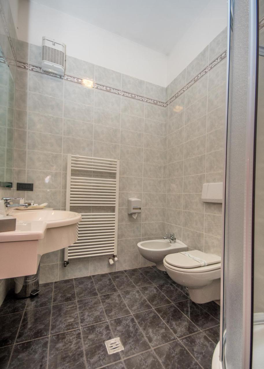 New Petit Hotel 3*